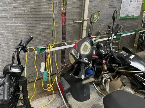 電單車充電樁，智能無線充電樁，智能掃碼電動自行車充電樁廠家